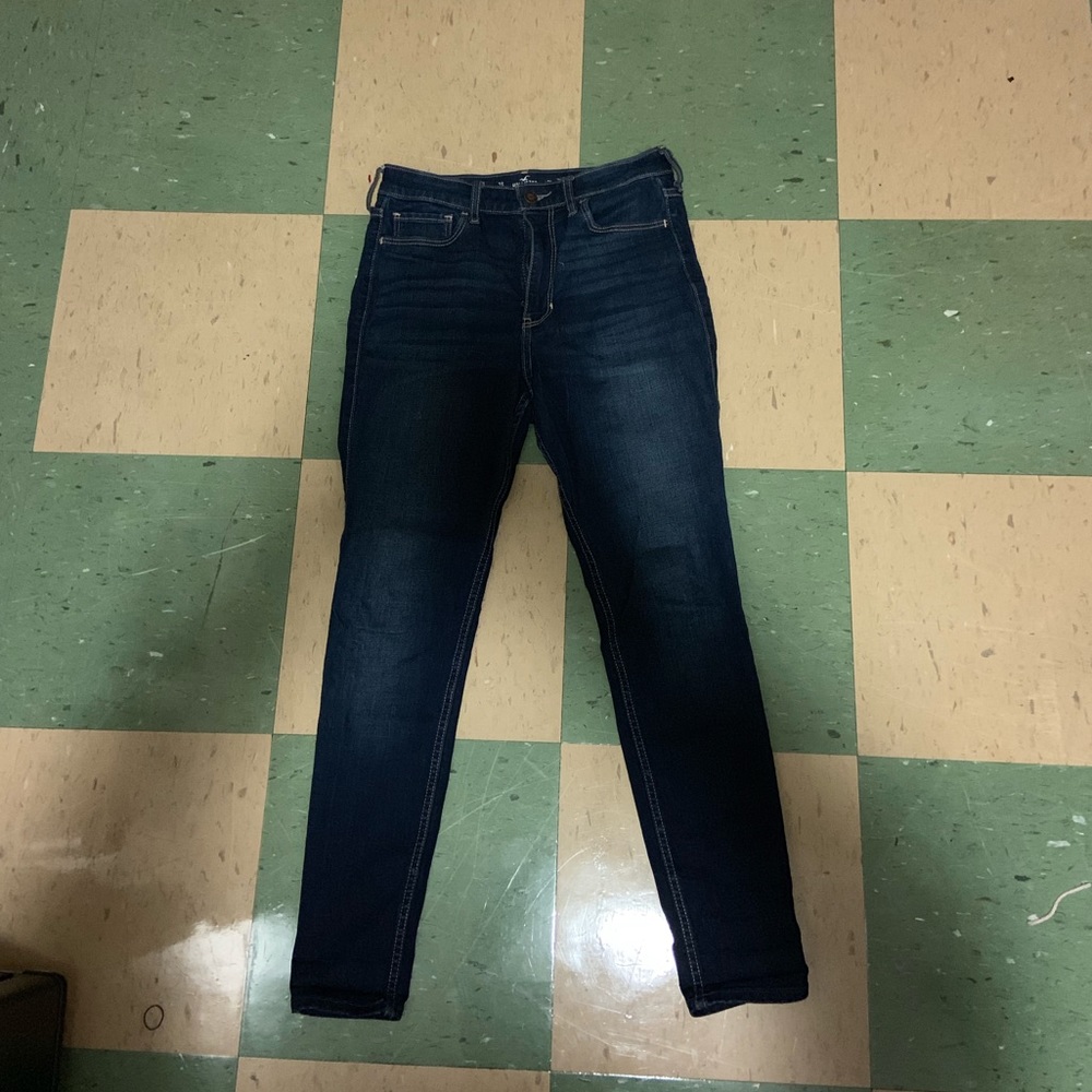 Hollister ultra high rise, super skinny jean